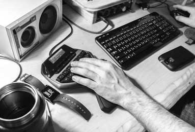 利物浦中场大洗牌！25岁青训明珠遭弃，琼斯注定成牺牲品？